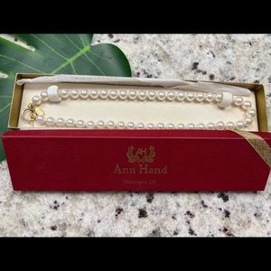 Ann Hand pearl necklace